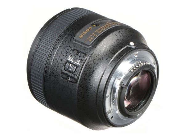 Objetivo  Nikon AF-S 85 mm, f/1.8 G